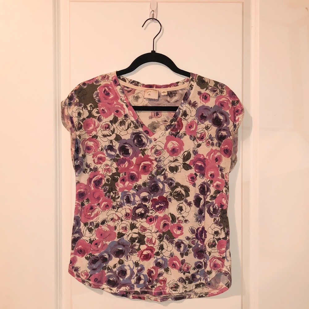 Anthropologie rosy tee